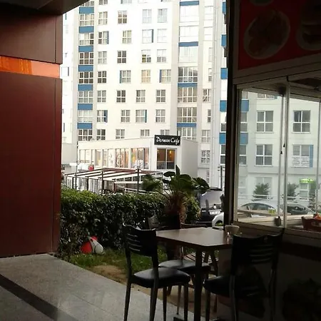 Live 2* İstanbul