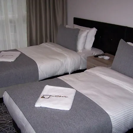 Apart Otel Live 2*